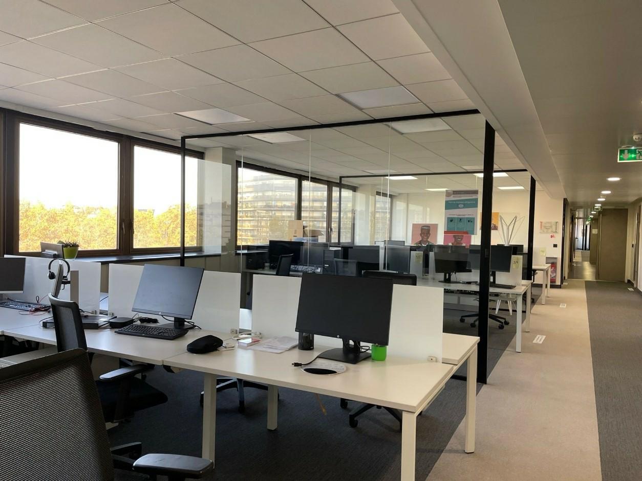Bureau Paris 900m² Location bureau Paris OLBUR2421690 10